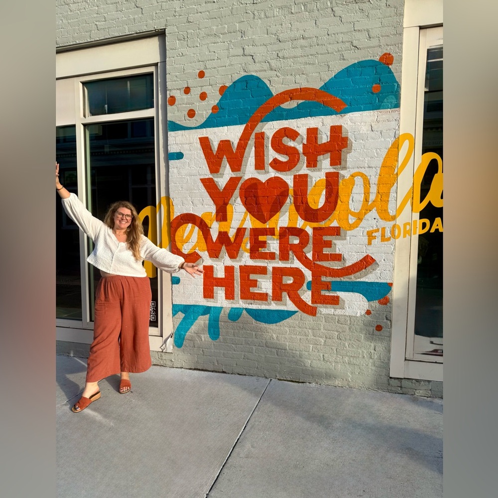 Meet your Posher, Rena